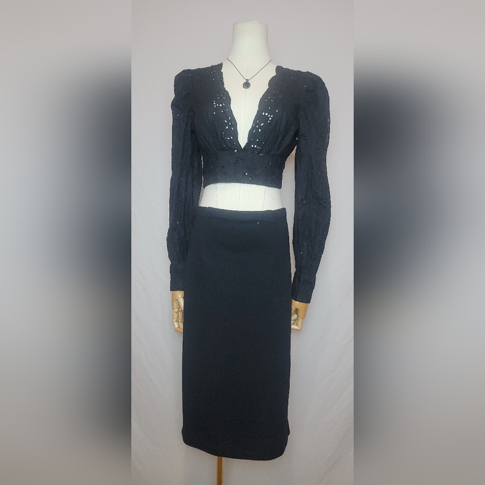 ZARA Black Eyelet Long Sleeve Crop Top, Size XS